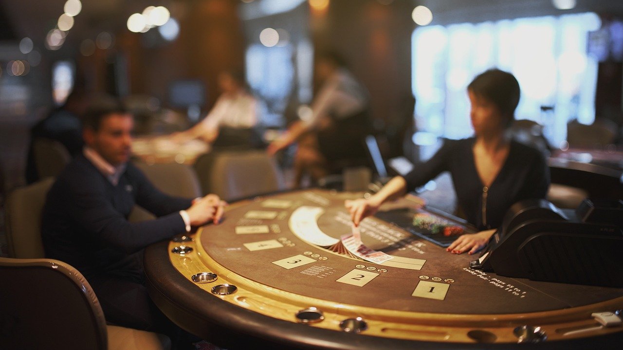 How To Play Blackjack In An Online Casino
